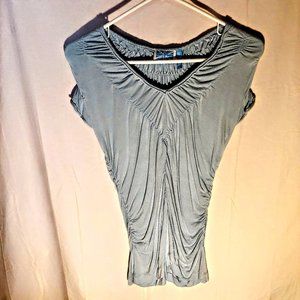 " Chic Short-Sleeved Top by Survive"